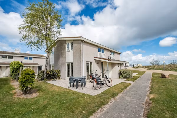 Roompot Beach Resort 5 in Kamperland - Foto 1 van 38