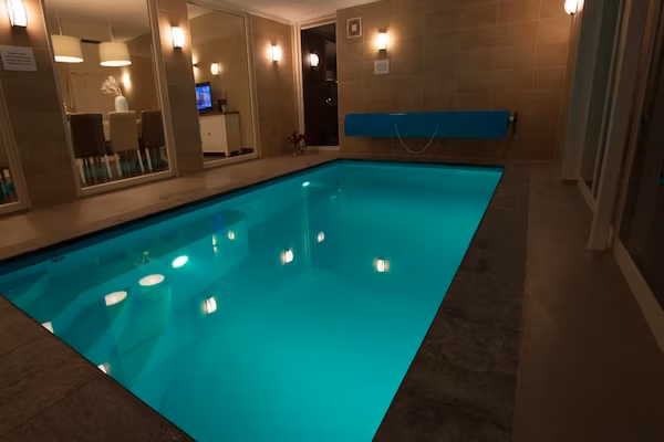 Luxe Beveland met zwembad  sauna in Colijnsplaat - Foto 2 van 41