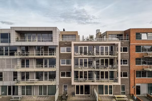 Scheveningen Harbour 50B in Scheveningen - Foto 1 van 23