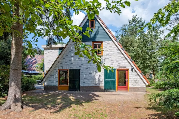 Vakantiepark de Katjeskelder 12 in Oosterhout - Foto 1 van 40