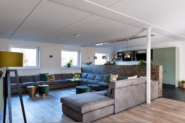 24 pers Pallertshuis Wellness de luxe met sauna en hout gestookte hottub in Groningen - Foto 2 van 40