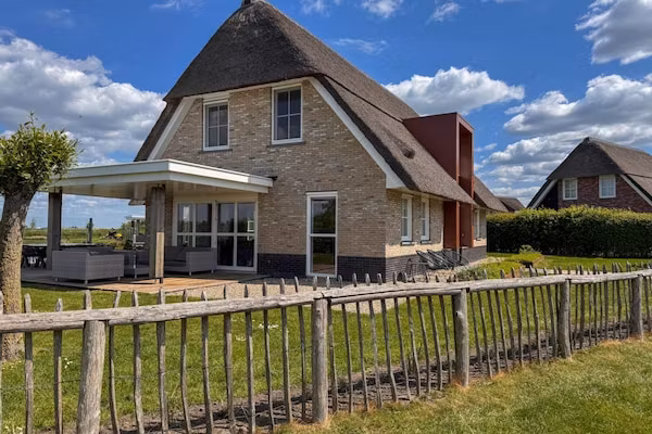 Friese Meren Villa's 21 in Delfstrahuizen - Foto 1 van 40