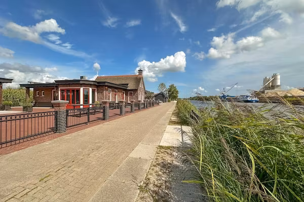 Oane's Huske in Jistrum / Skûlenboarch - Foto 2 van 40