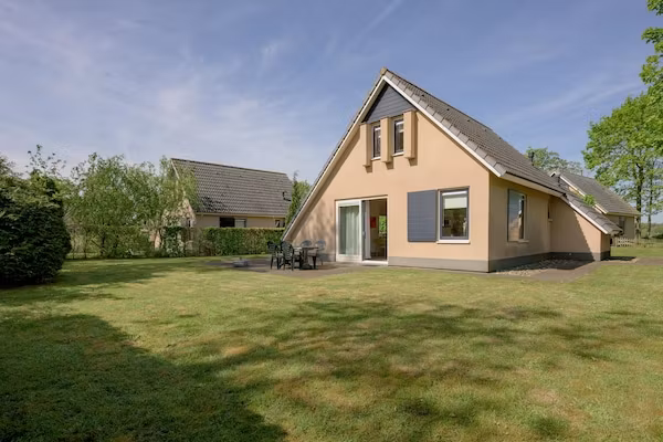 6-persoons bungelow 27 in Sondel - Foto 1 van 40