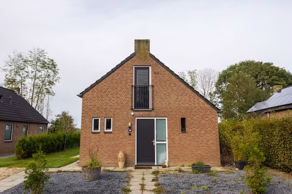 6 - Person Forest Pet & Family Bungalow in Ewijk - Foto 1 van 19