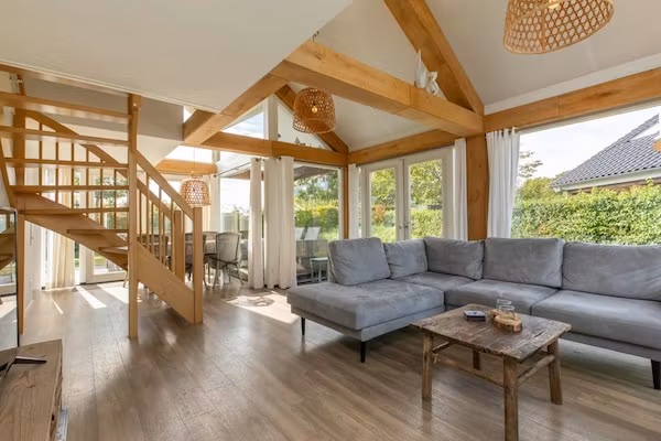 Zonnedorp Kavel 10 Renesse | Villa near the Beach & with Spacious Garden in Renesse - Foto 2 van 40