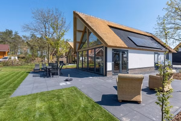 Farm Lodge 669 in Baarle-nassau - Foto 1 van 21