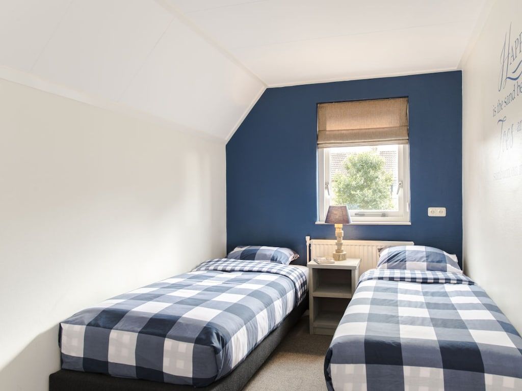 143558 in Nes - Foto 17 van 29