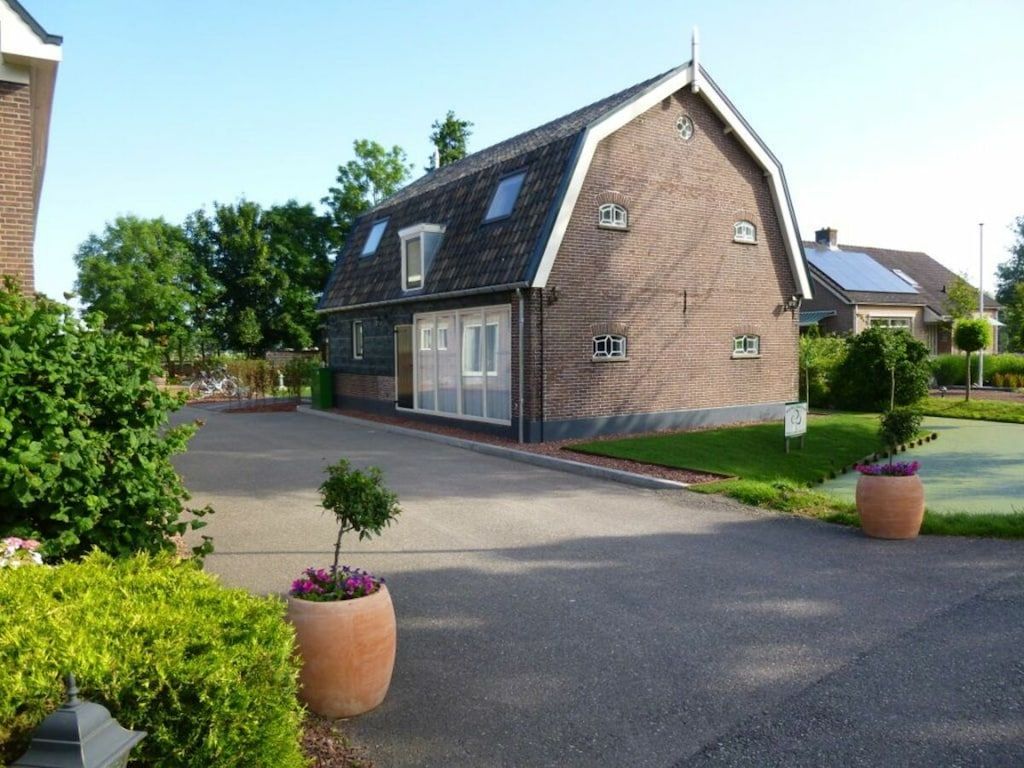 561855 in Goudriaan - Foto 5 van 30