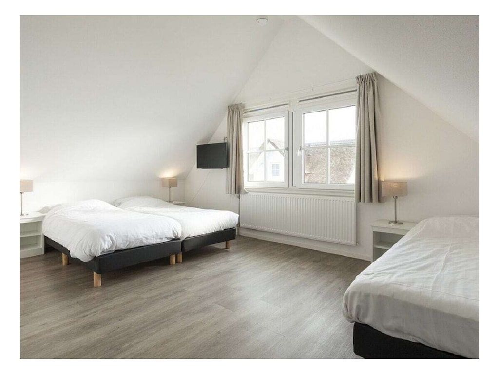 283104 in Noordwijk aan zee - Foto 3 van 13