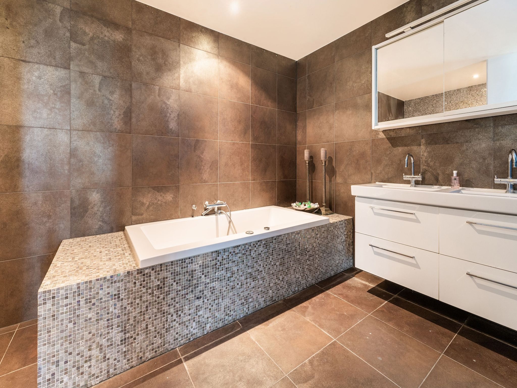 De badkamer van Villa Gabrielle in Bergen