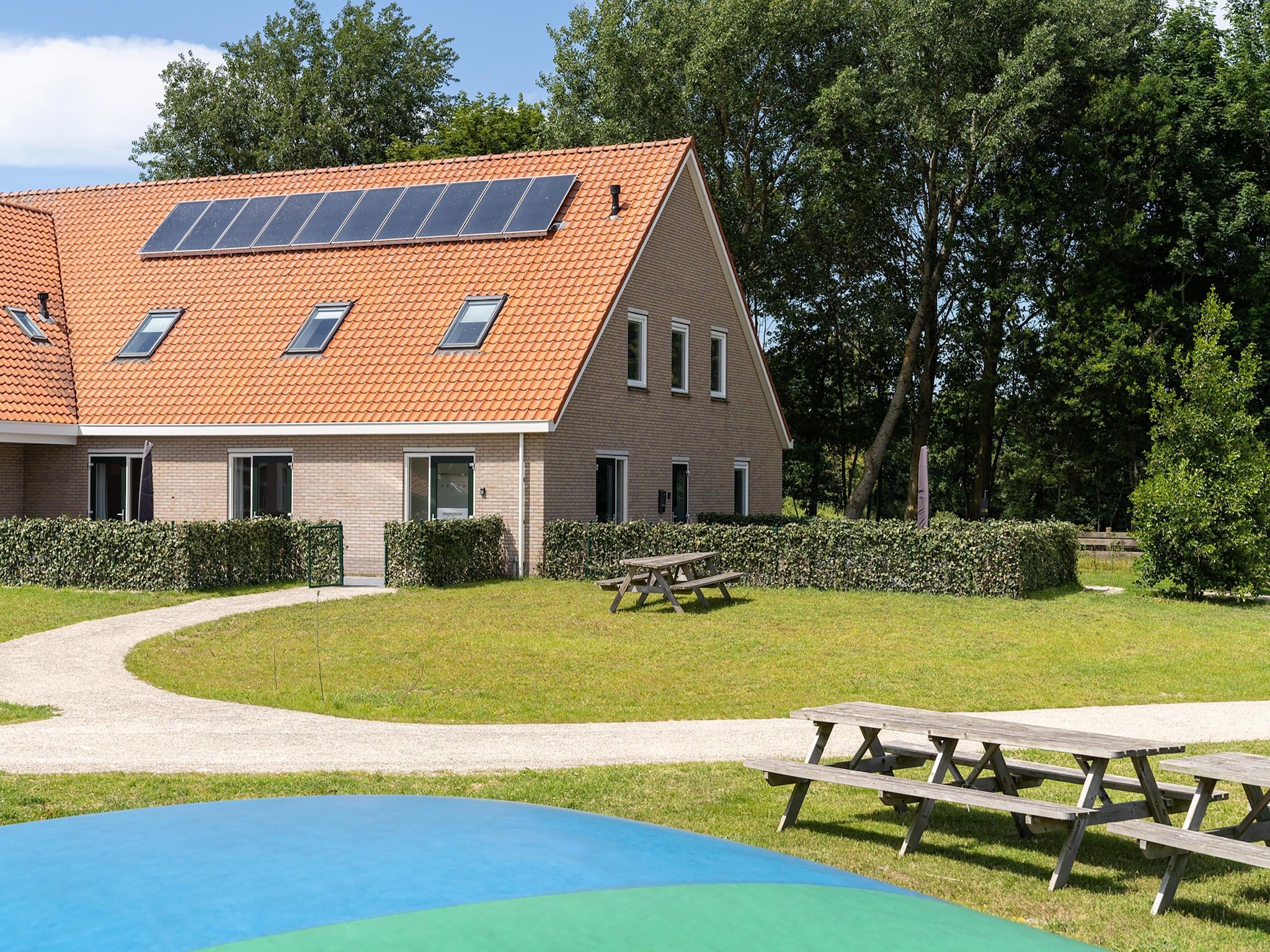 De tuin van Kaapsduin in Nes