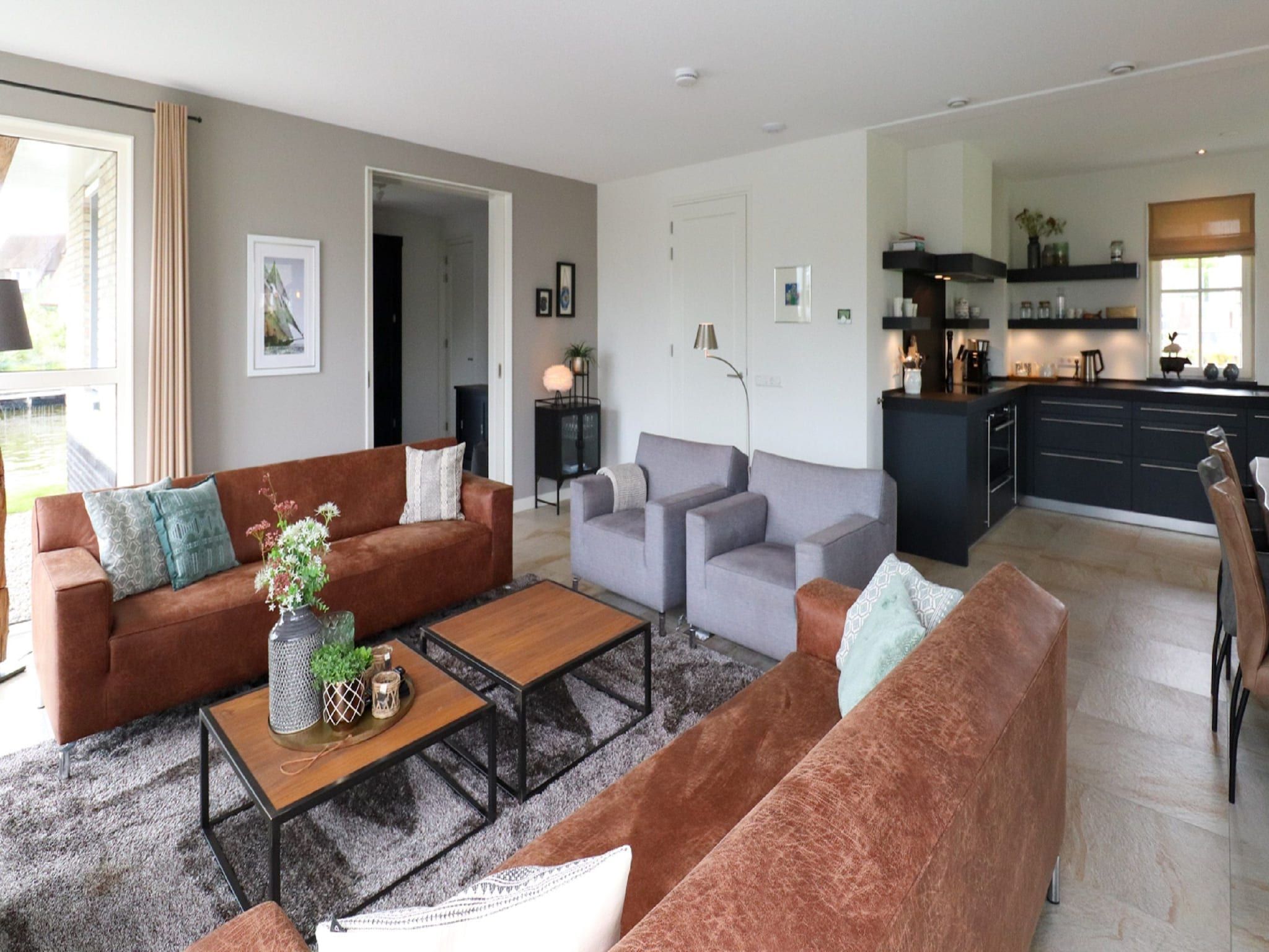 De woonkamer van Friese Meren Villa's 16 in Delfstrahuizen