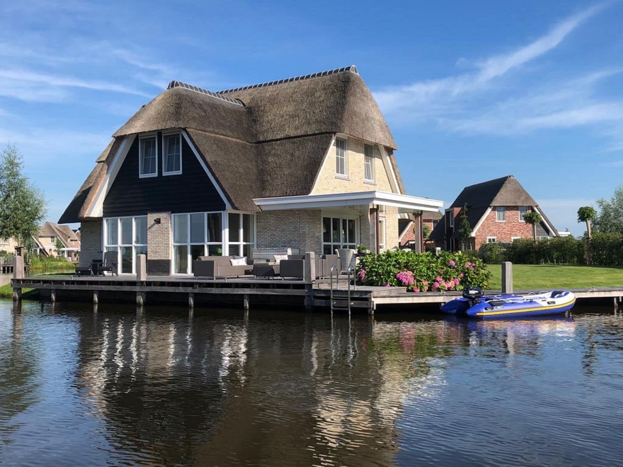 Friese Meren Villa's 16 in Delfstrahuizen - Foto 1 van 40
