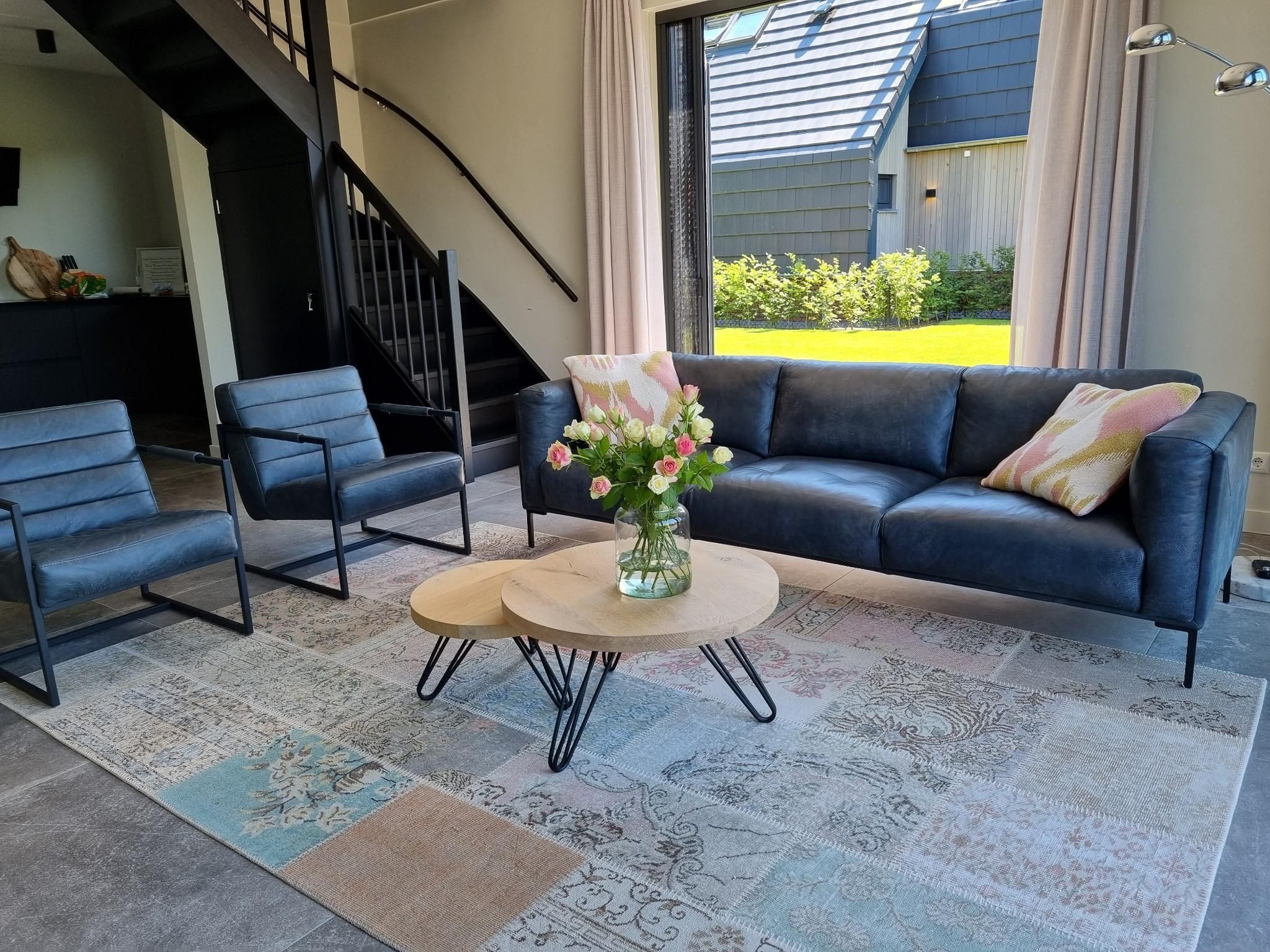 De woonkamer van Watervilla Fiif in Balk