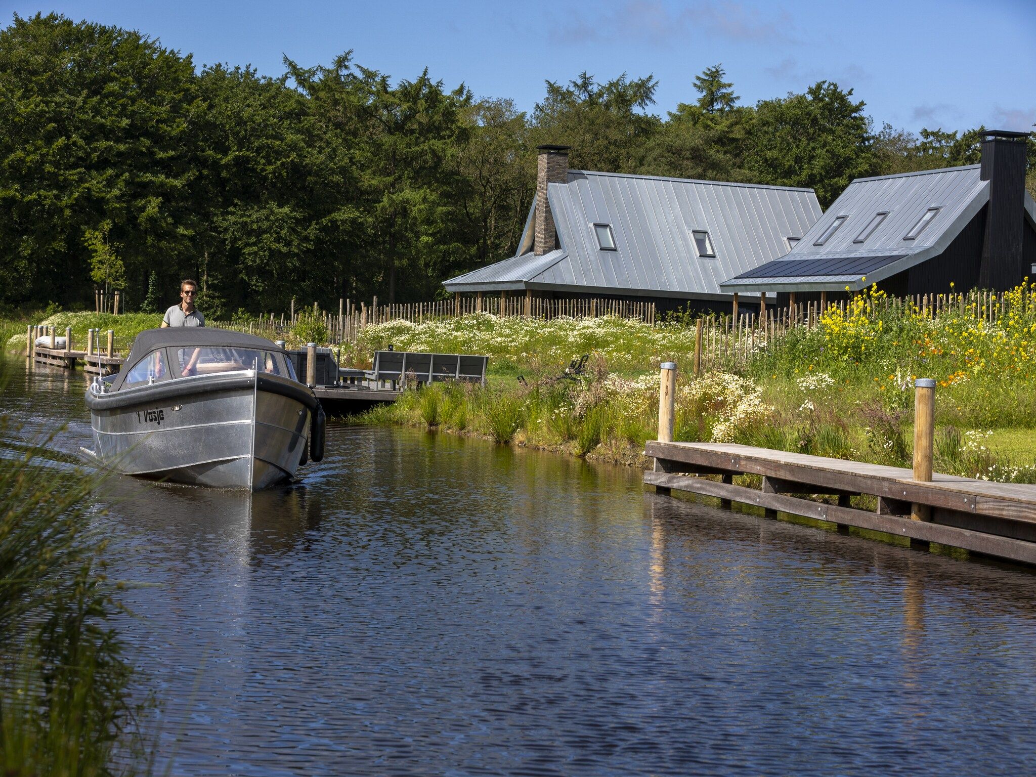 Parkfaciliteiten bij Landgoed Eysinga State 5 in Sint Nicolaasga