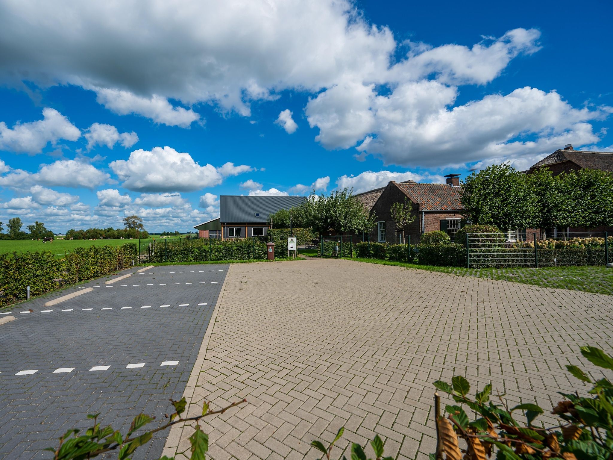 De buitenkant van The Old Farmhouse in Montfoort