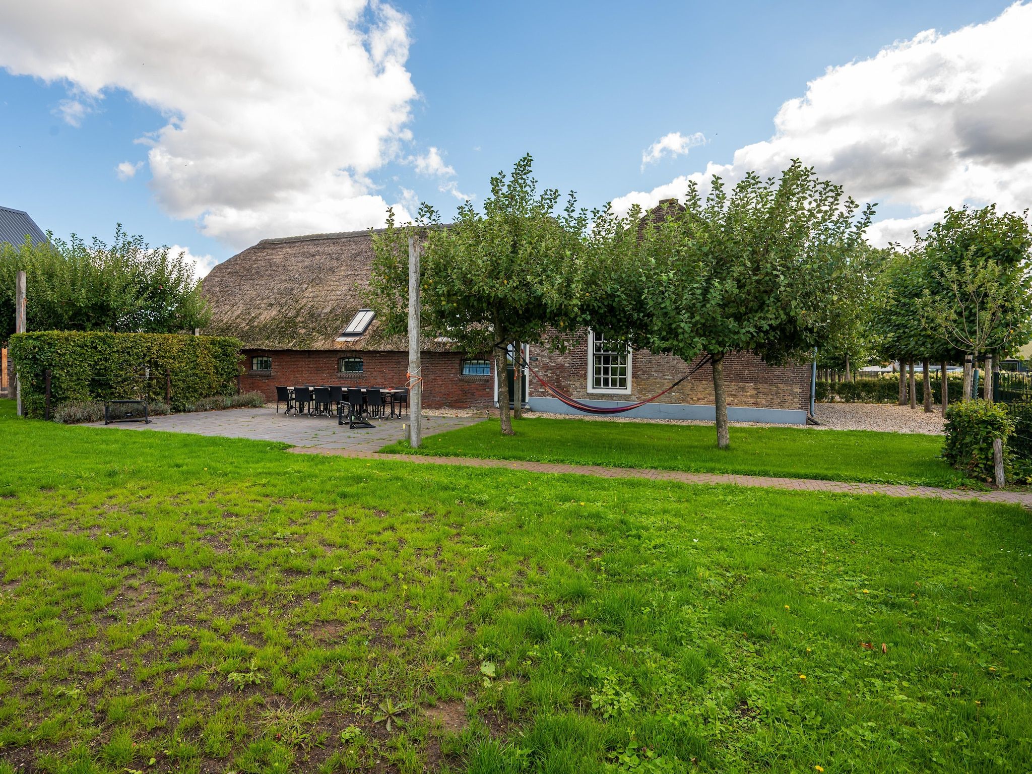 De tuin van The Old Farmhouse in Montfoort