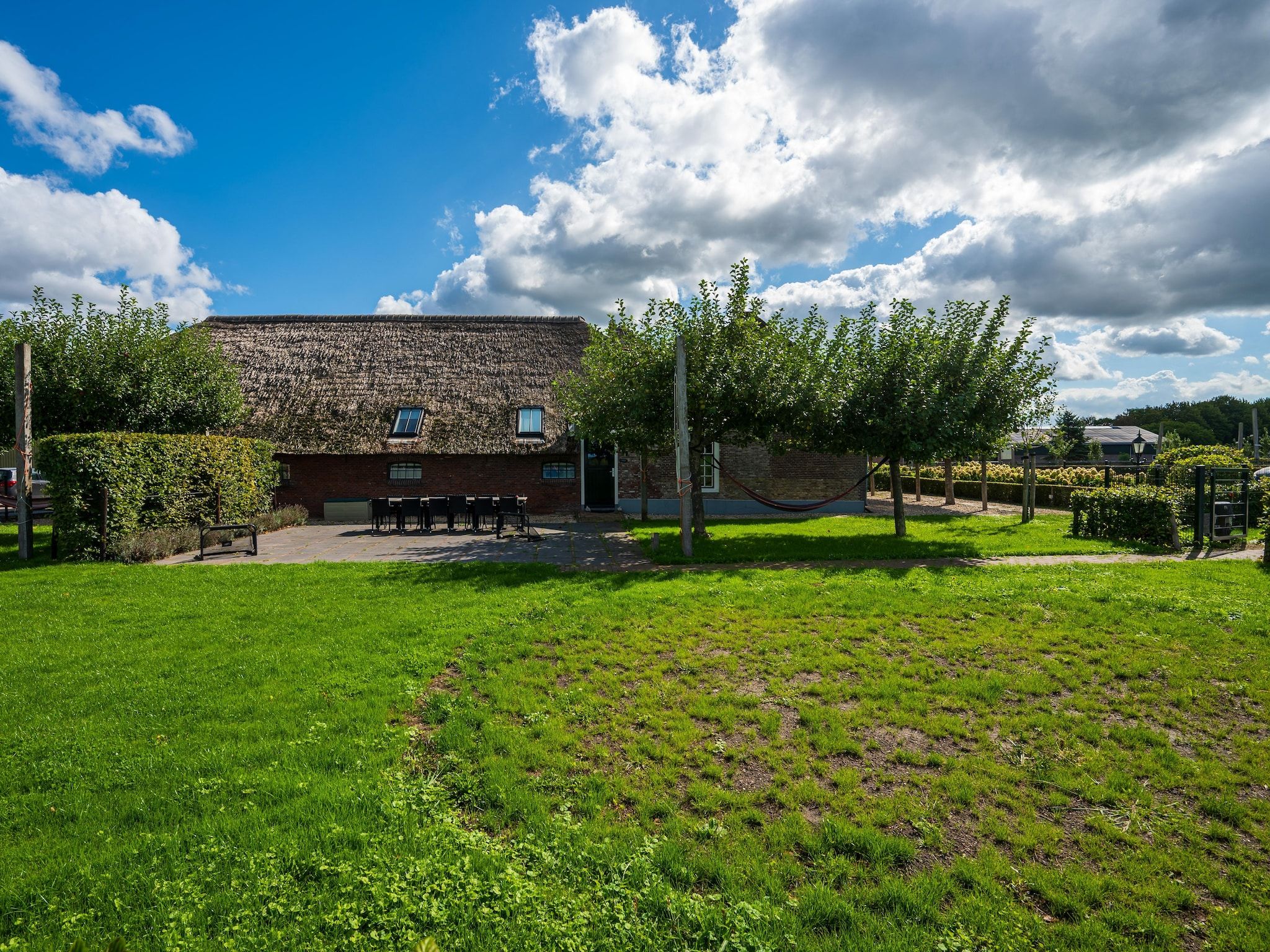 De tuin van The Old Farmhouse in Montfoort