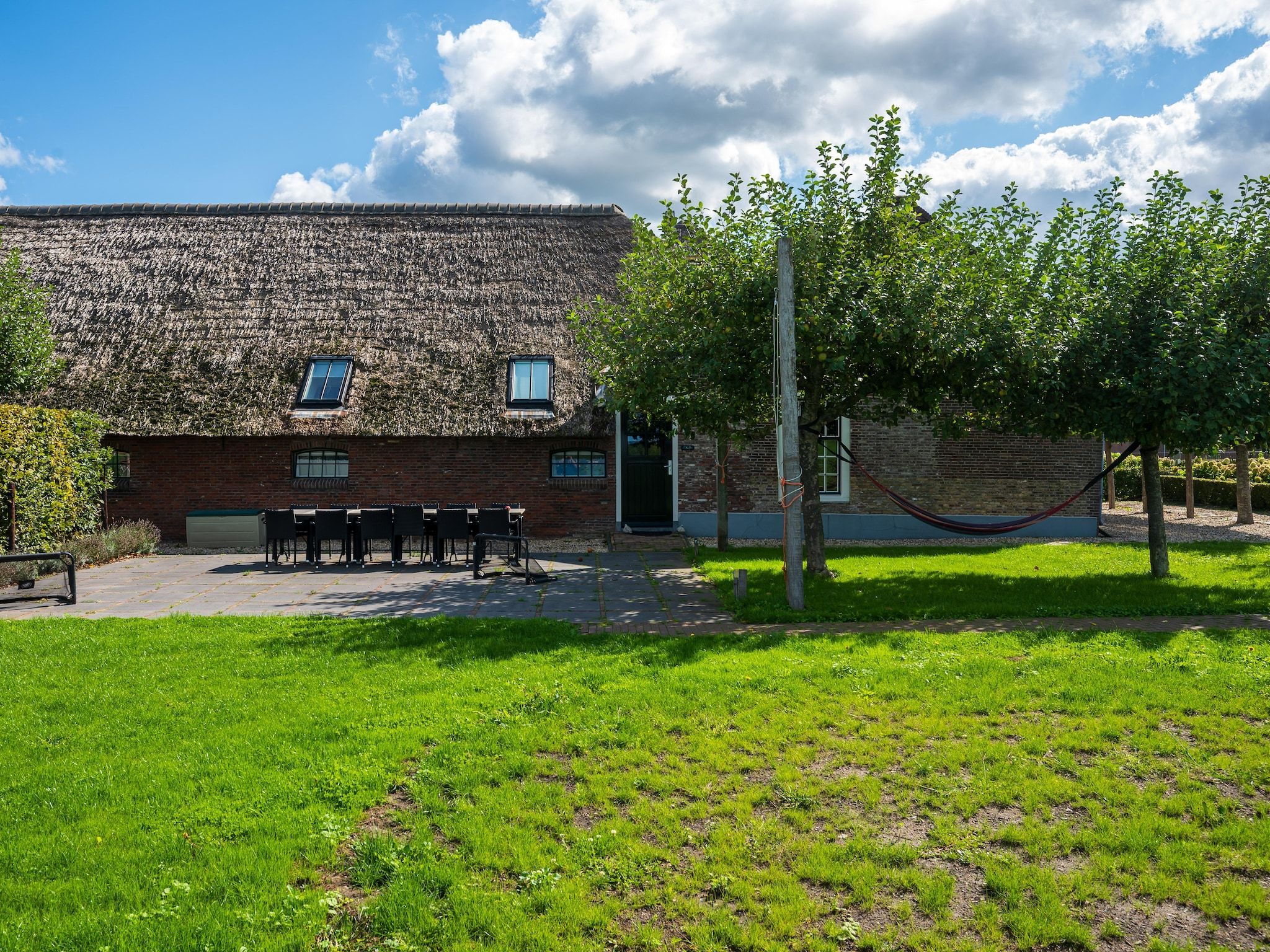 De tuin van The Old Farmhouse in Montfoort