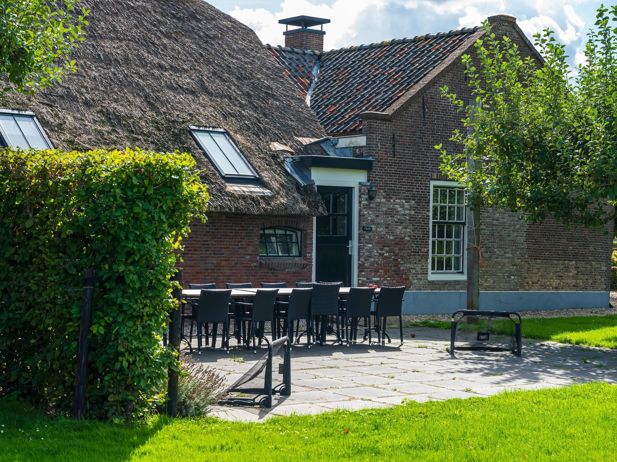 De eetkamer van The Old Farmhouse in Montfoort