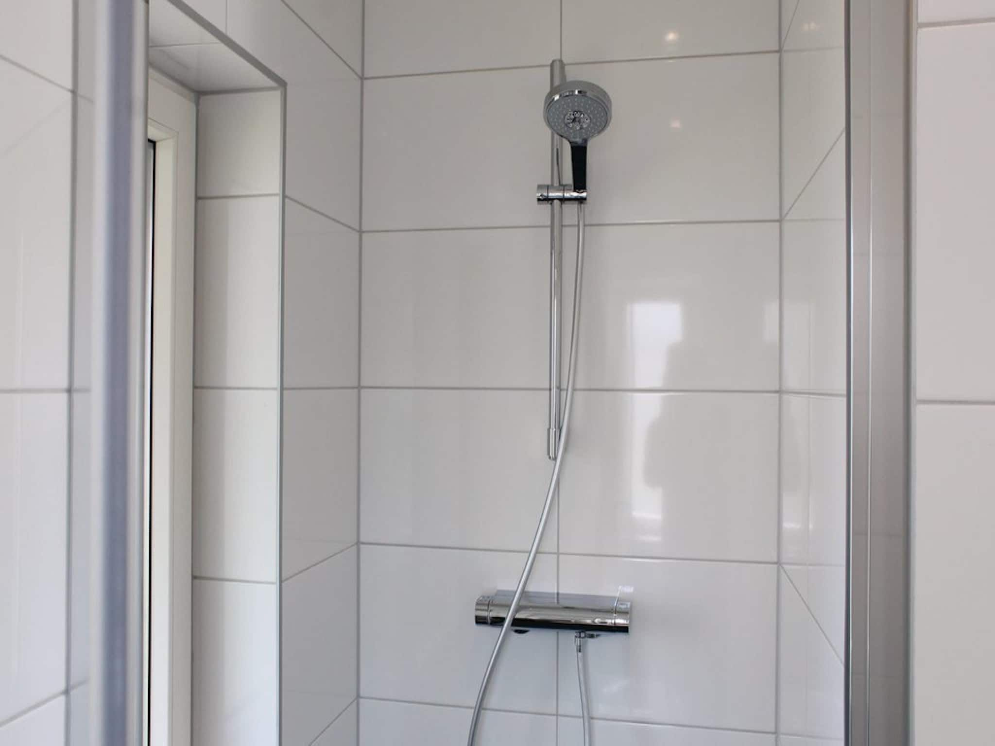 De badkamer van Recreatiepark Idskenhuizen 4 in Idskenhuizen