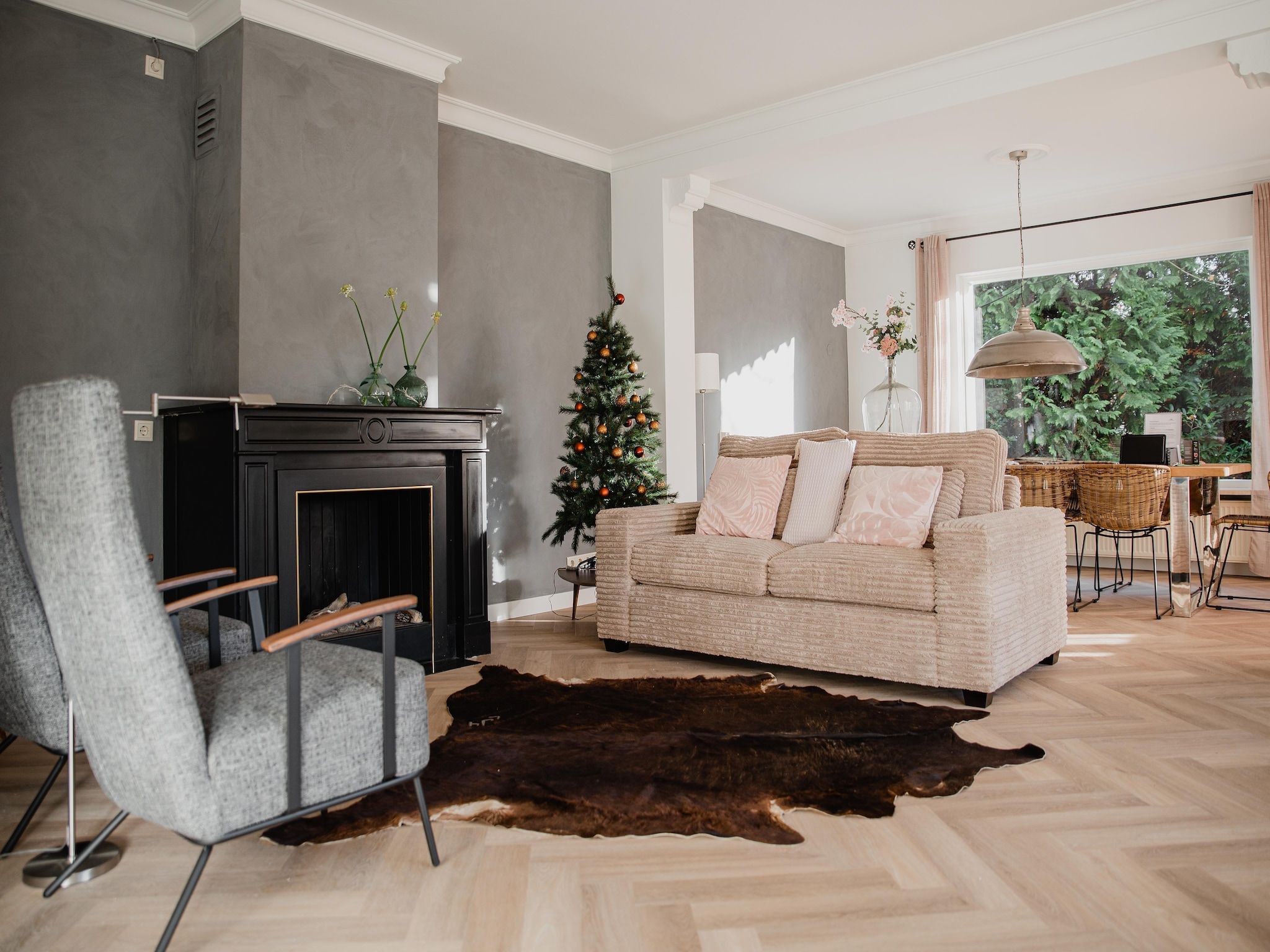 De woonkamer van Dorpswoning Het Jagershuis in Leende