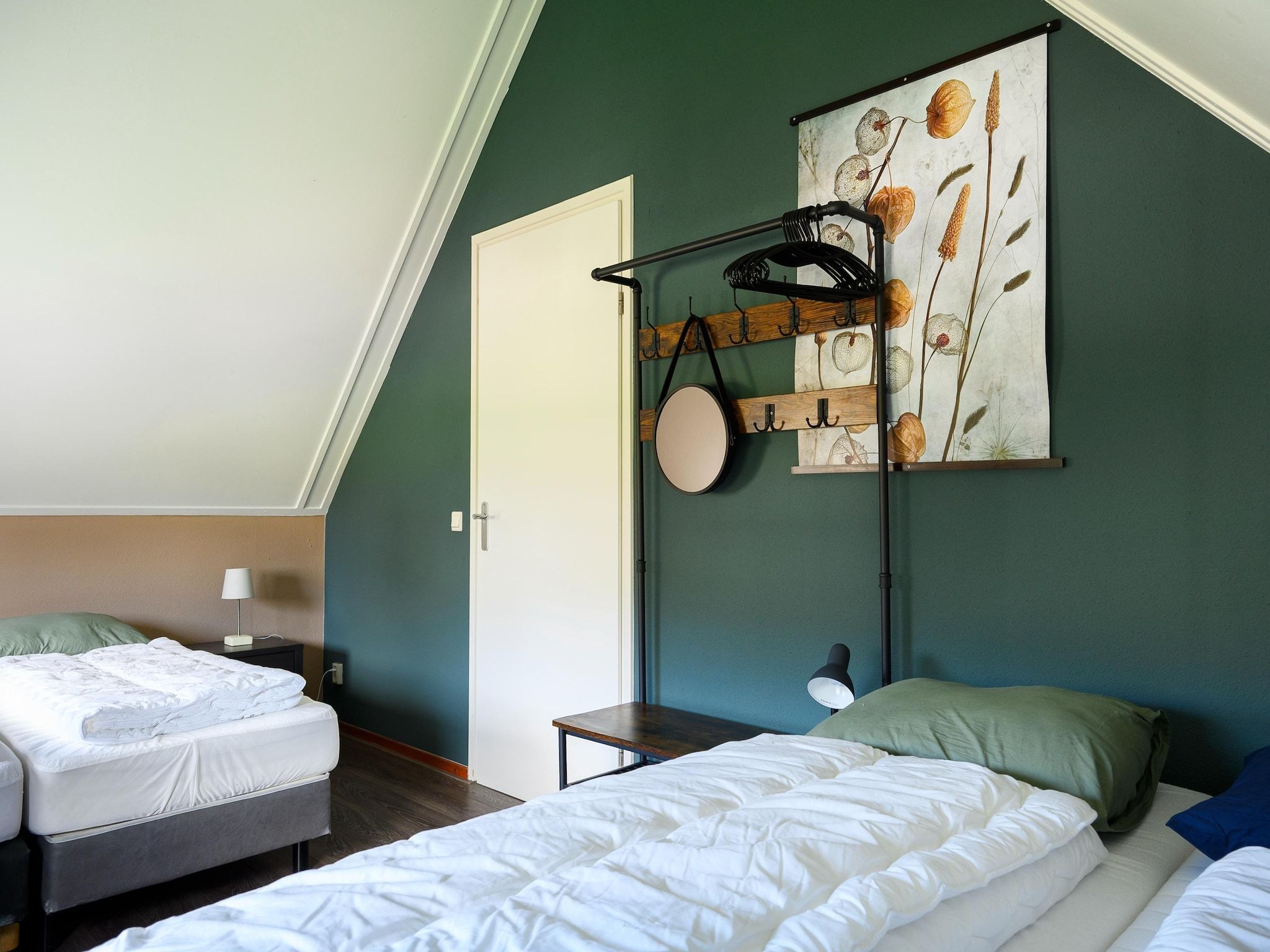 Een slaapkamer van 10 pers Lieskehuis Wellness de luxe met sauna buitenspa in Groningen