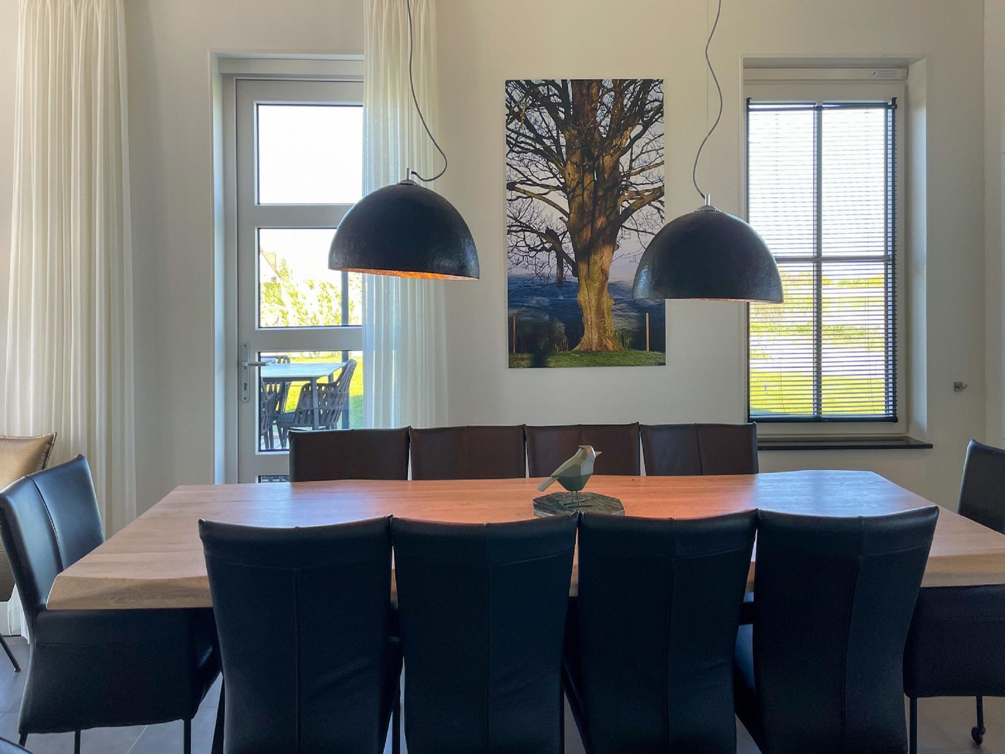 De eetkamer van Friese Meren Villa's 20 in Delfstrahuizen