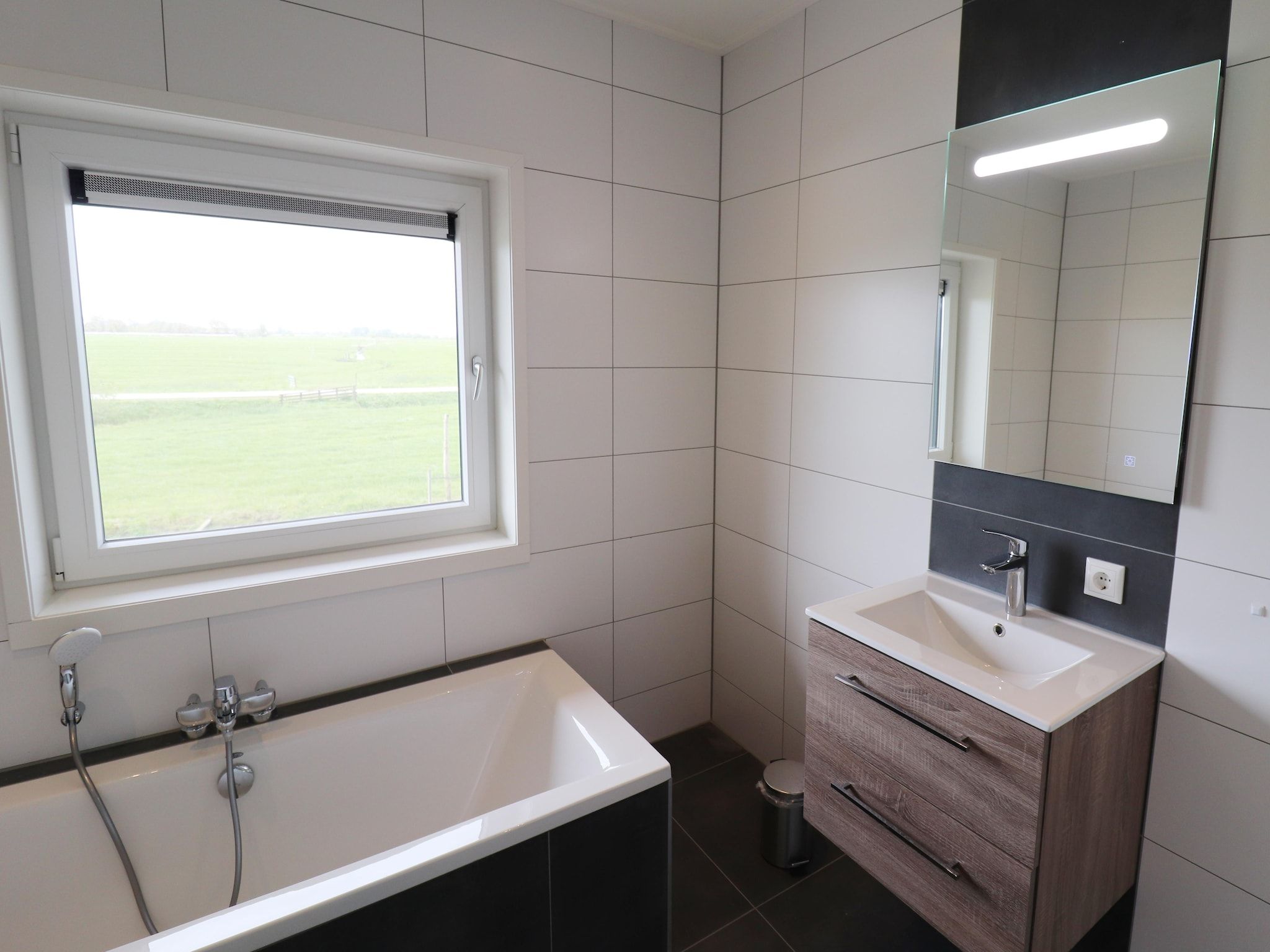 De badkamer van Friese Villa in Leons in Leons