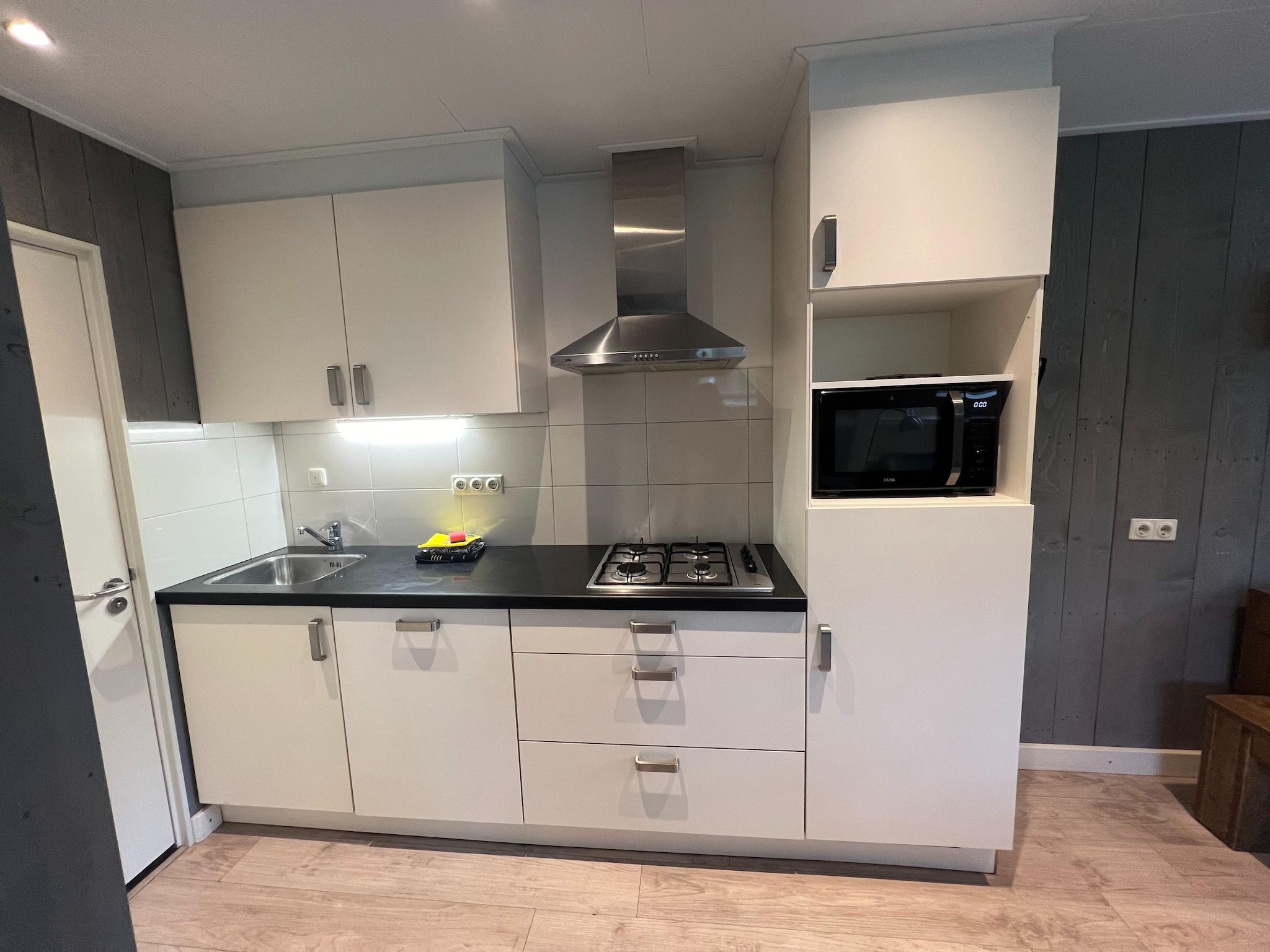 De keuken van Combi bungalow Vosseven 84 & 85 in Stramproy