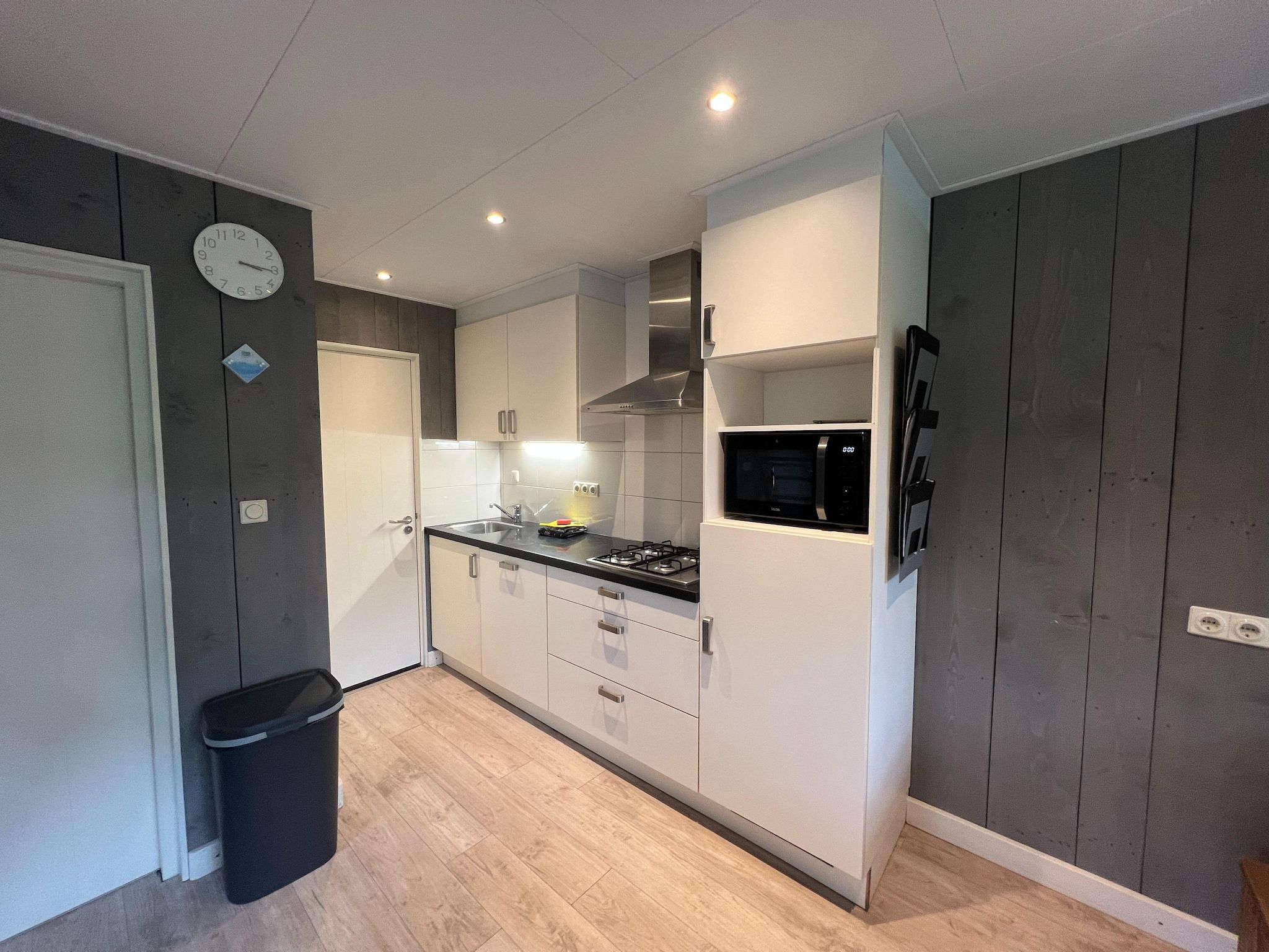 De keuken van Combi bungalow Vosseven 84 & 85 in Stramproy