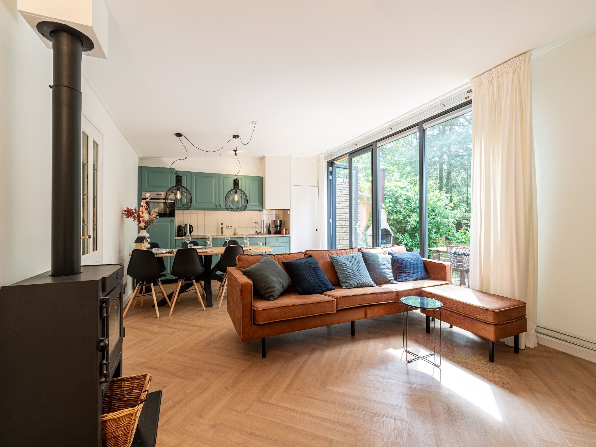 De woonkamer van Duo Suite wellness in Zelhem