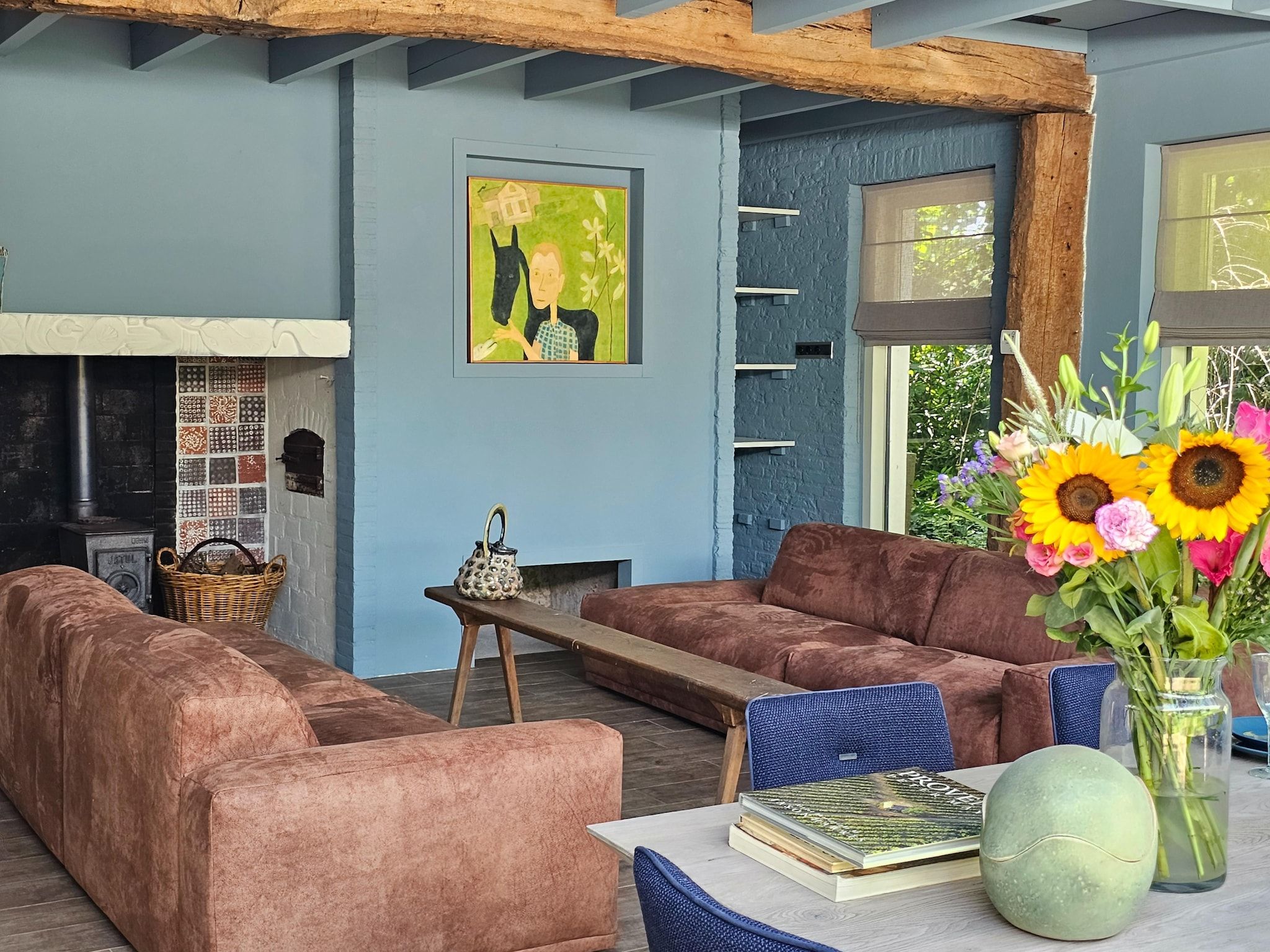 De woonkamer van Dorpswoning Het Tolhuis in Leende