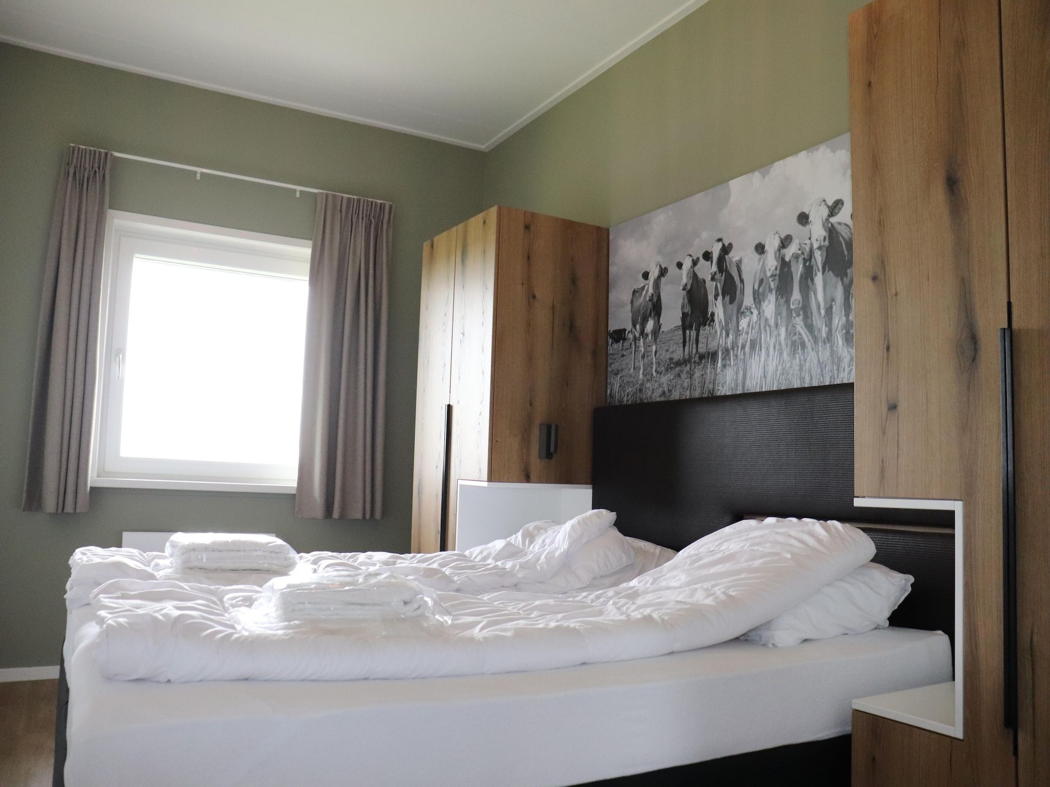 Een slaapkamer van 20 persoons villa in Leons