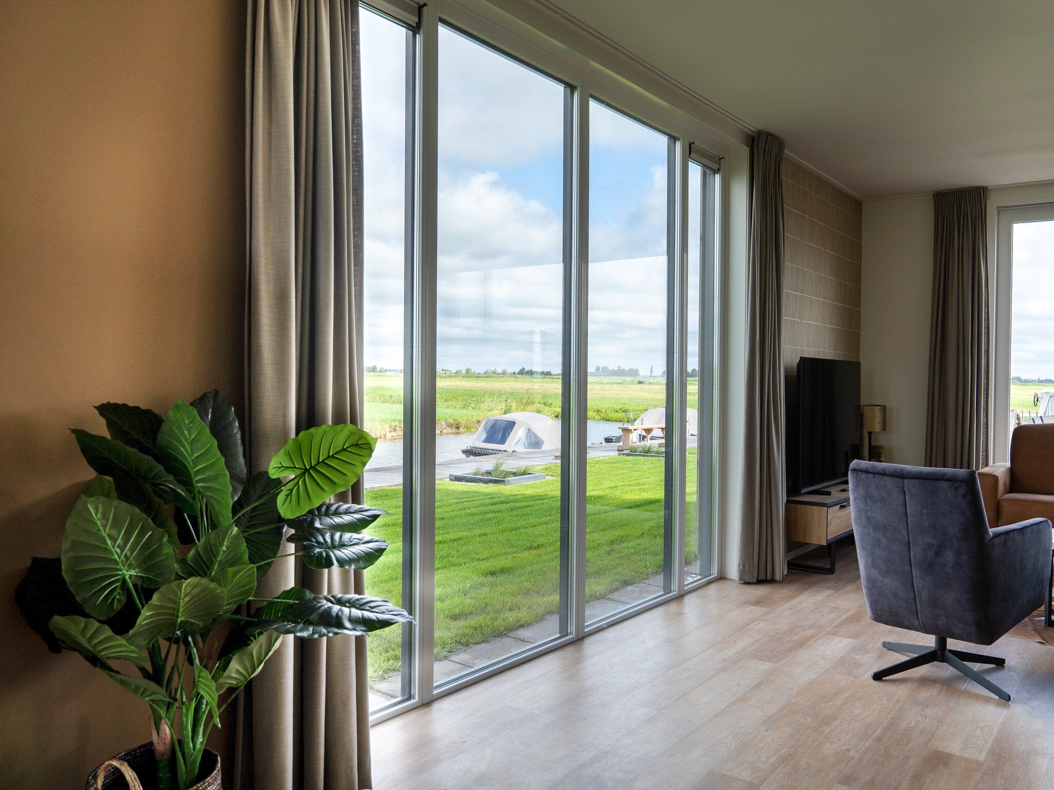 De woonkamer van Friese Villa in Leons in Leons