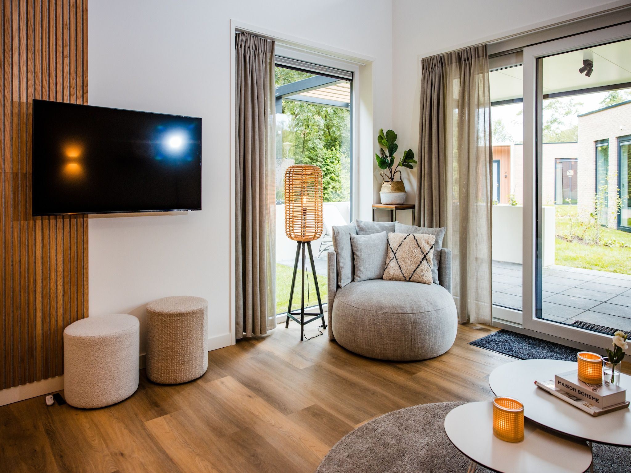 De woonkamer van Steenpatrijs 17-06 in Voorthuizen