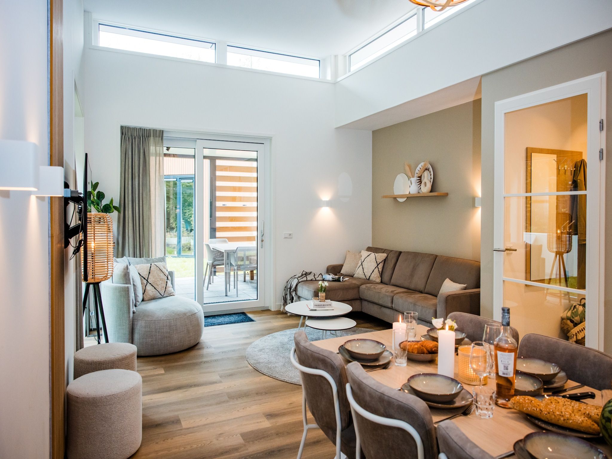 De woonkamer van Steenpatrijs 17-07 in Voorthuizen