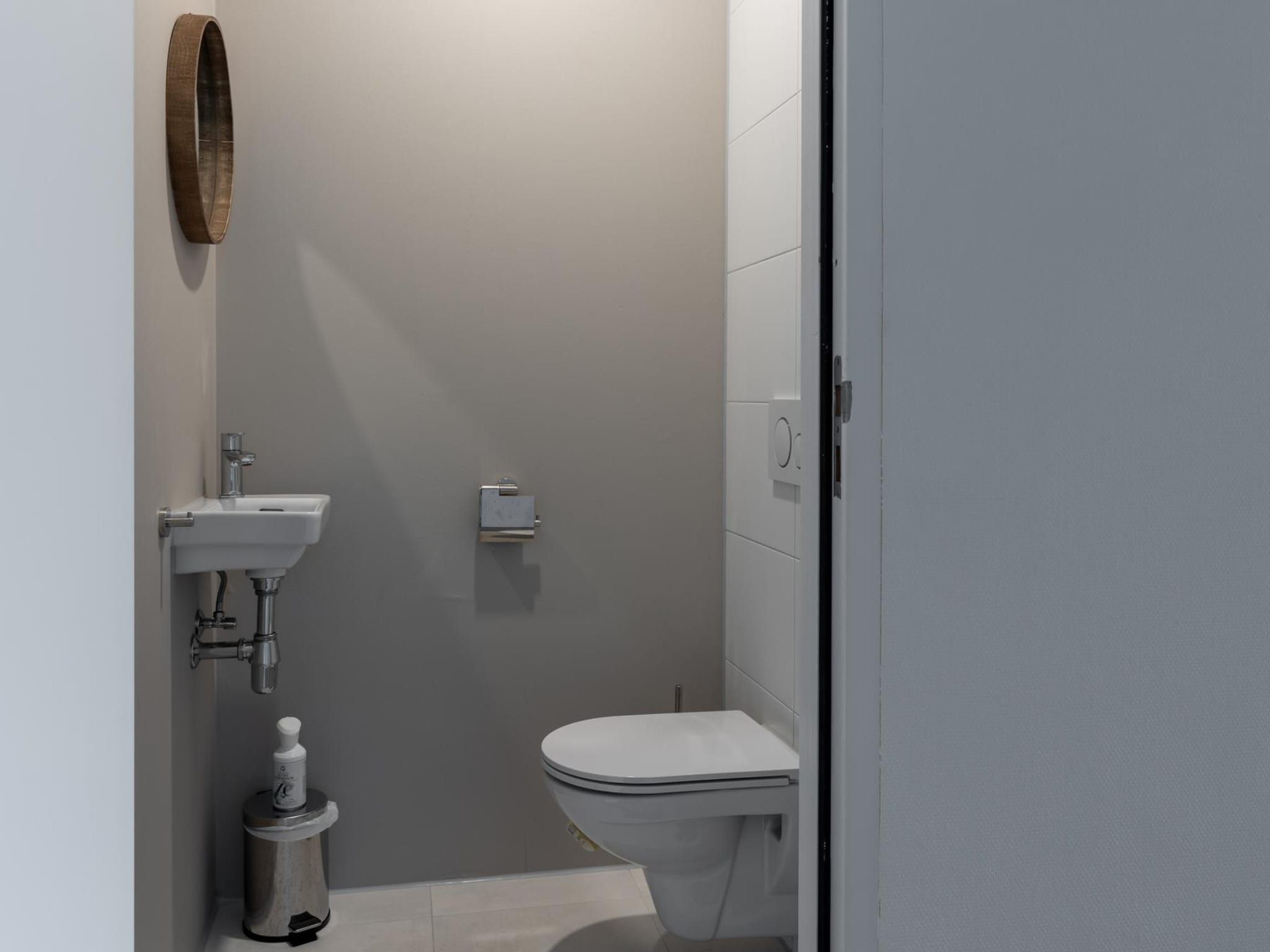 De badkamer van Appartement - Paviljoenwei 4  Sneek Offingawier 'Havenzicht' in Sneek