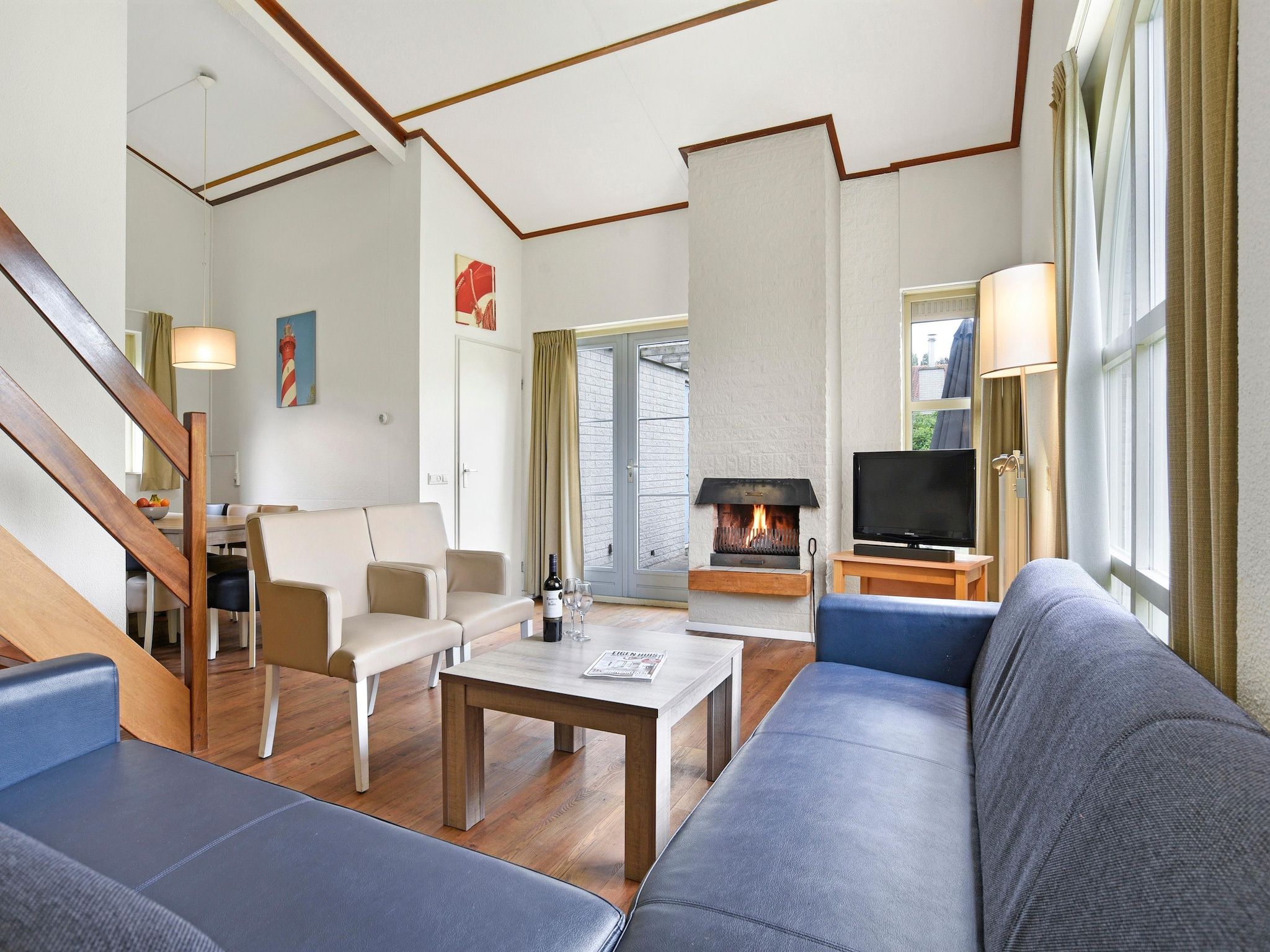 De woonkamer van Parc Port Greve 22 in Brouwershaven