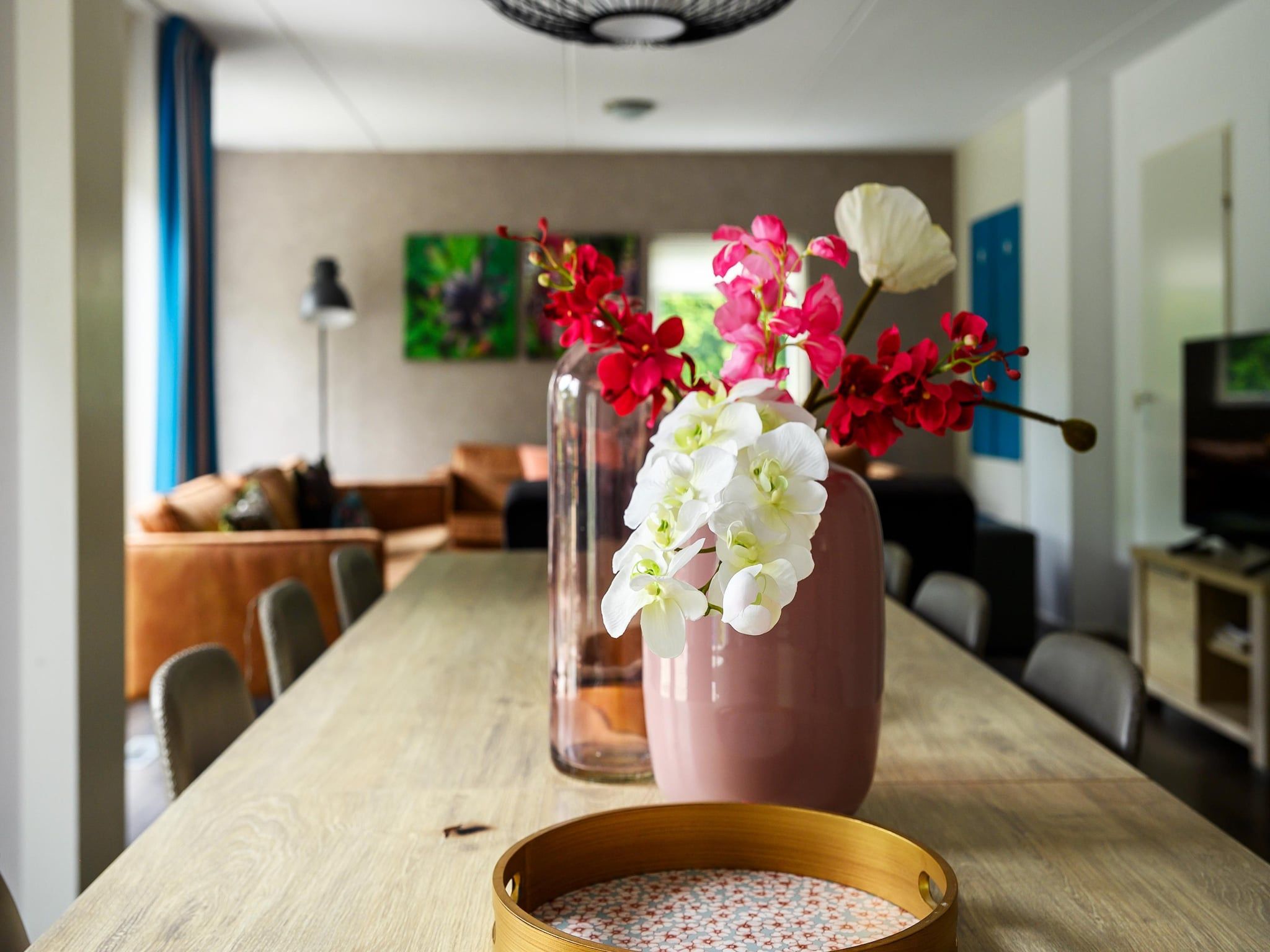 Sfeerbeeld van 18 pers Ellersinghuis wellness met houtgestookte hottub in Vlagtwedde