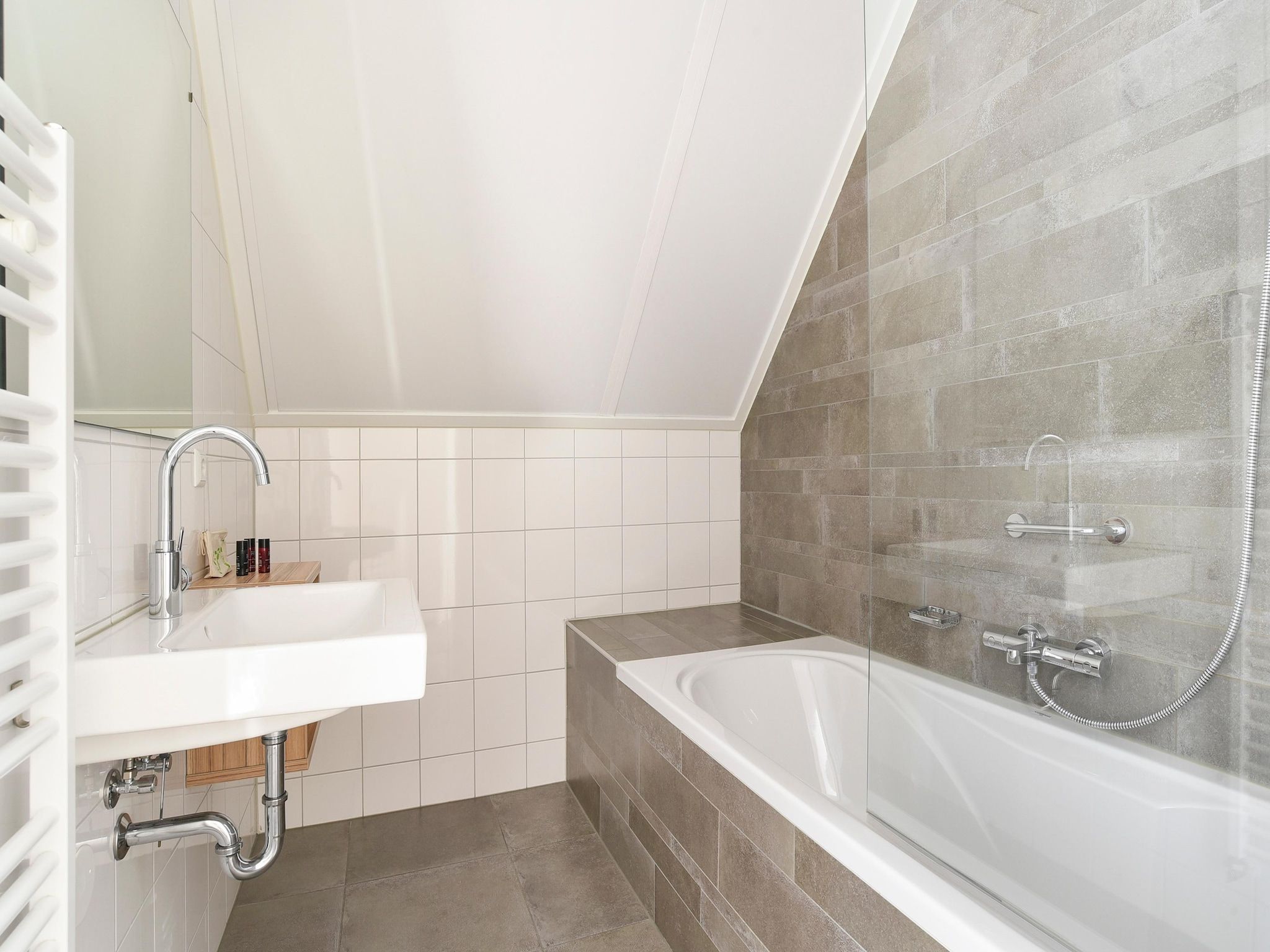 De badkamer van Strand Resort Nieuwvliet-Bad 4 in Nieuwvliet