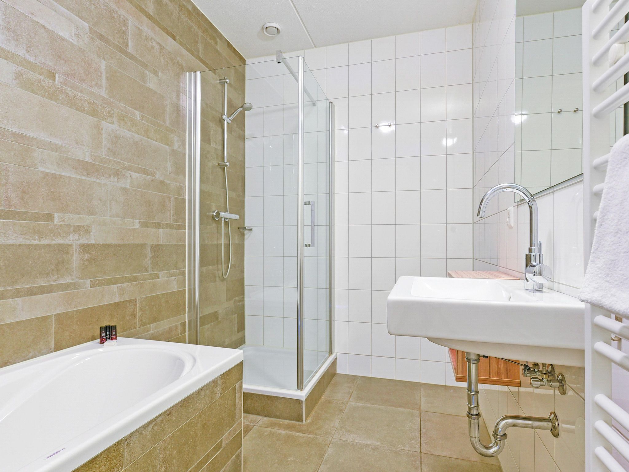 De badkamer van Strand Resort Nieuwvliet-Bad 12 in Nieuwvliet