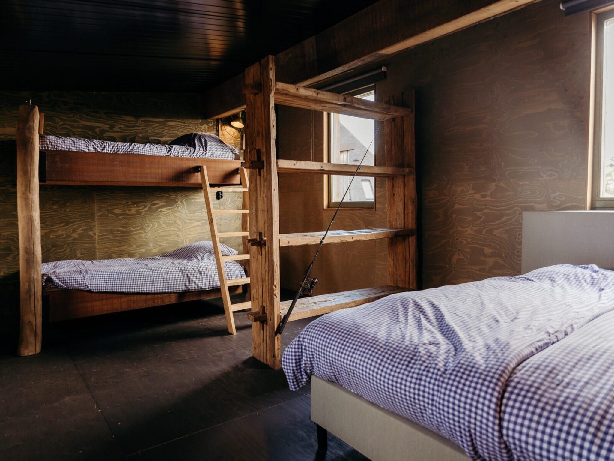 Een slaapkamer van Juttershut Duynpark - Callantsoog in Callantsoog