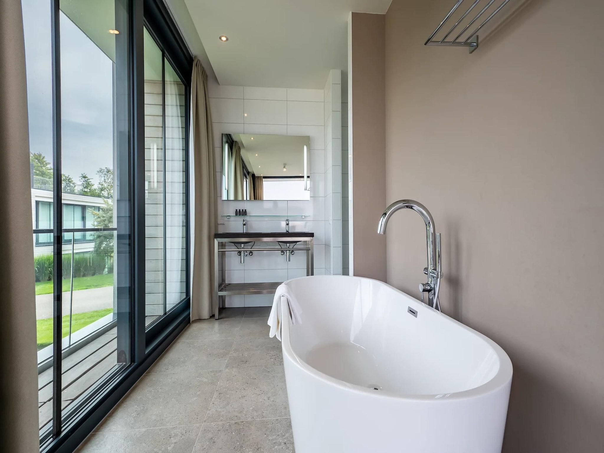 De badkamer van Harbour Village 3 in Arnemuiden