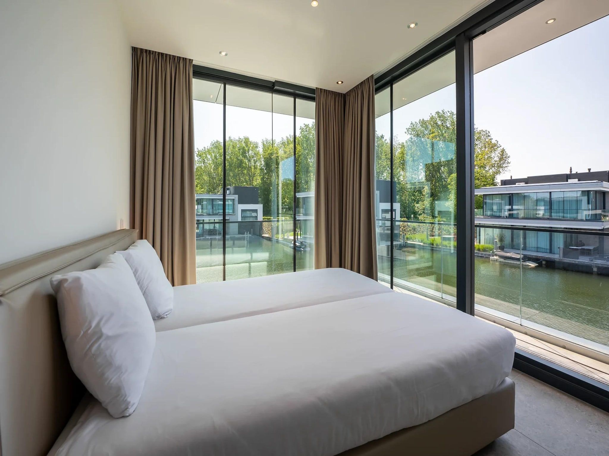 Een slaapkamer van Harbour Village 5 in Arnemuiden