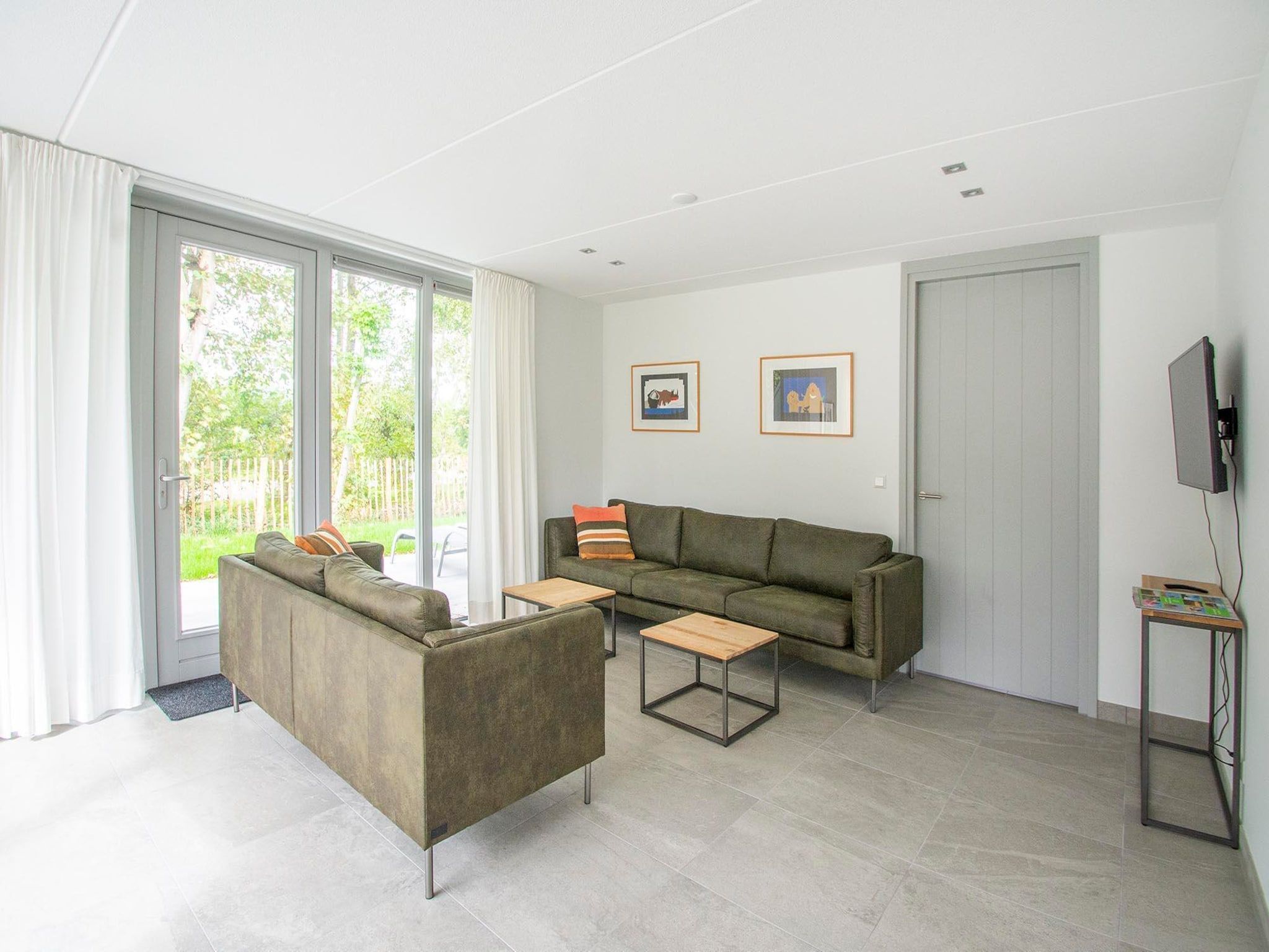 De woonkamer van Sandepark 171 in Callantsoog