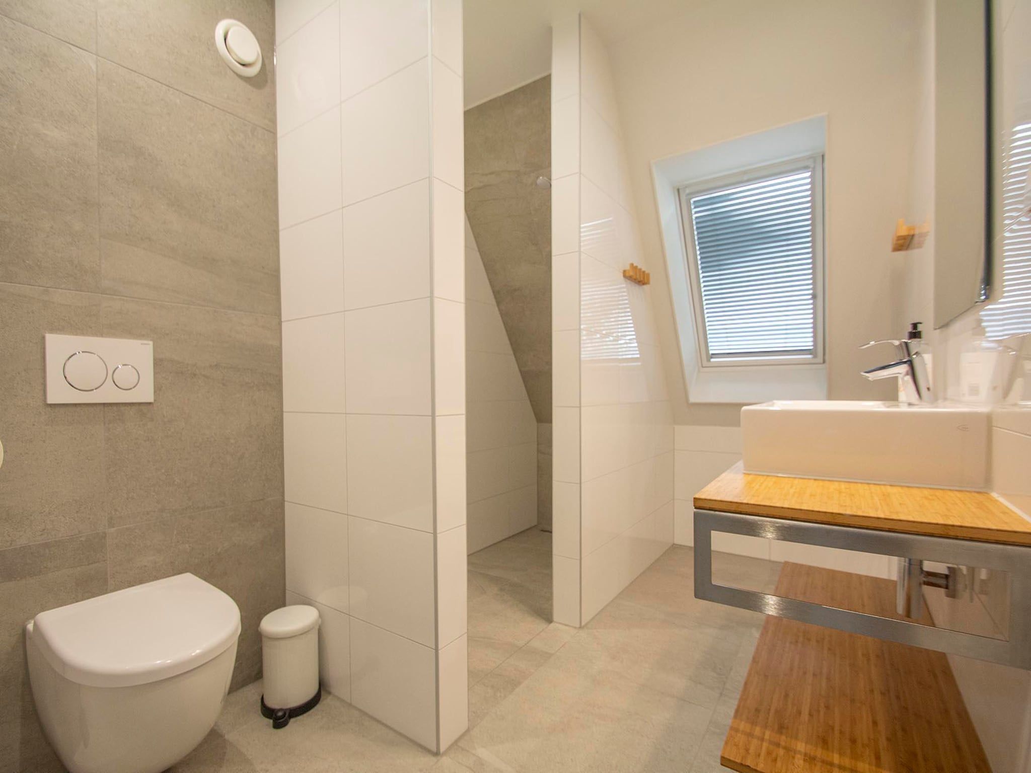 De badkamer van Sandepark 171 in Callantsoog