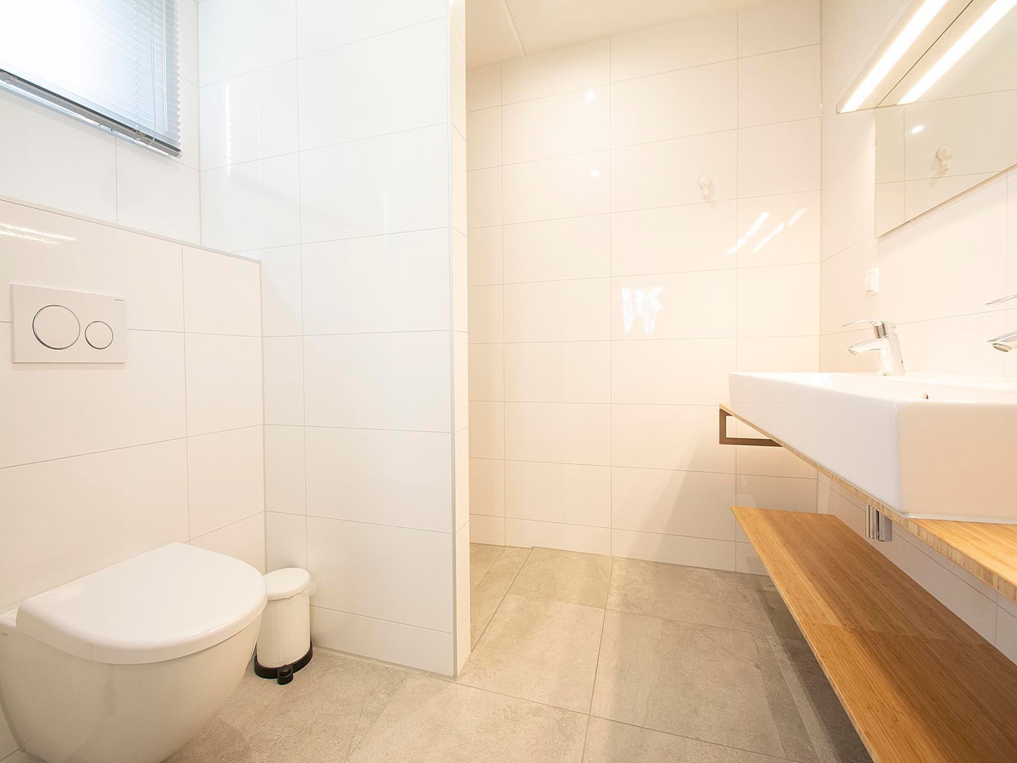 De badkamer van Sandepark 171 in Callantsoog