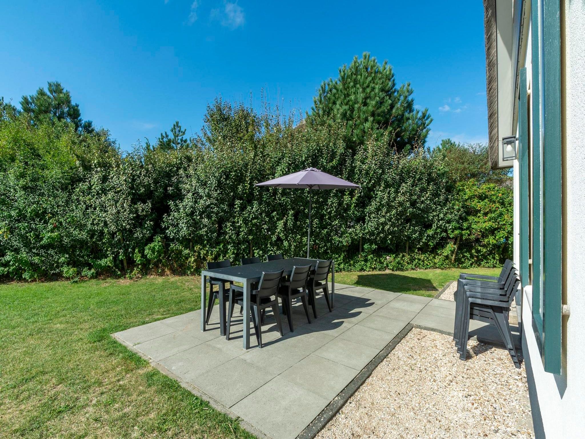 Het terras van Duynopgangh 16 in Julianadorp aan Zee